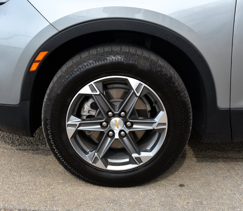 Used 2023 Chevrolet Blazer LT AWD/4WD image 6