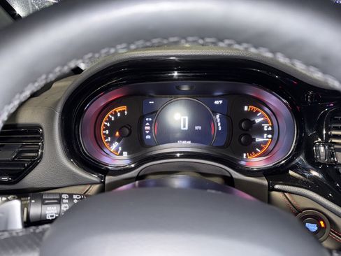 Used 2024 Dodge Durango R/T w/ Blacktop Package image 28