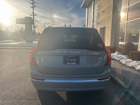 Used 2025 Volvo XC90 B6 Plus image 4