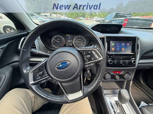 Used 2020 Subaru Forester Premium AWD/4WD image 12