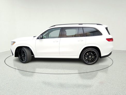 New 2026 Mercedes-Benz GLS 450 4MATIC image 14