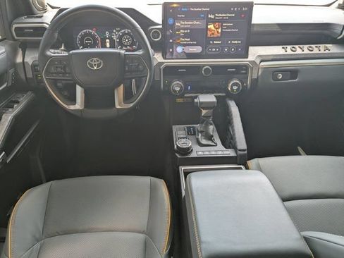 Used 2025 Toyota 4Runner Trailhunter AWD/4WD image 19