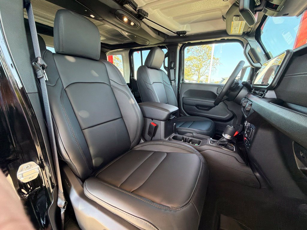New 2027 Jeep Wrangler Unlimited Rubicon 392 AWD/4WD image 24