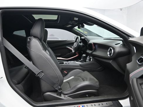 Used 2019 Chevrolet Camaro SS image 30