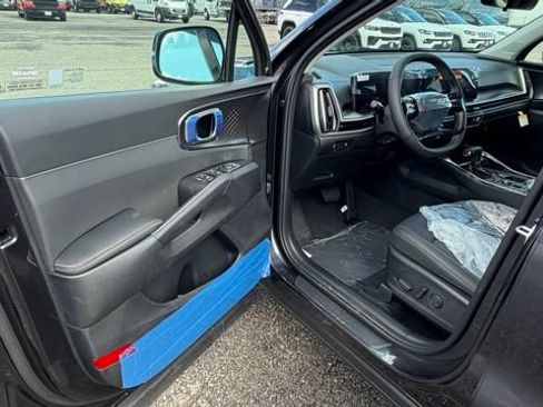New 2026 Kia Sorento S AWD/4WD image 11