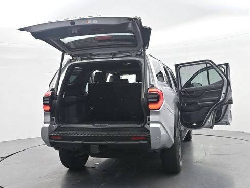 Used 2025 Toyota 4Runner TRD Off-Road Premium w/ Tow Technology Package AWD/4WD image 52