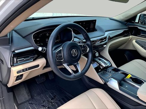 Used 2024 Acura MDX FWD image 18