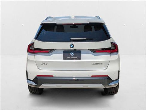 Used 2026 BMW X1 xDrive28i w/ Technology Package image 8