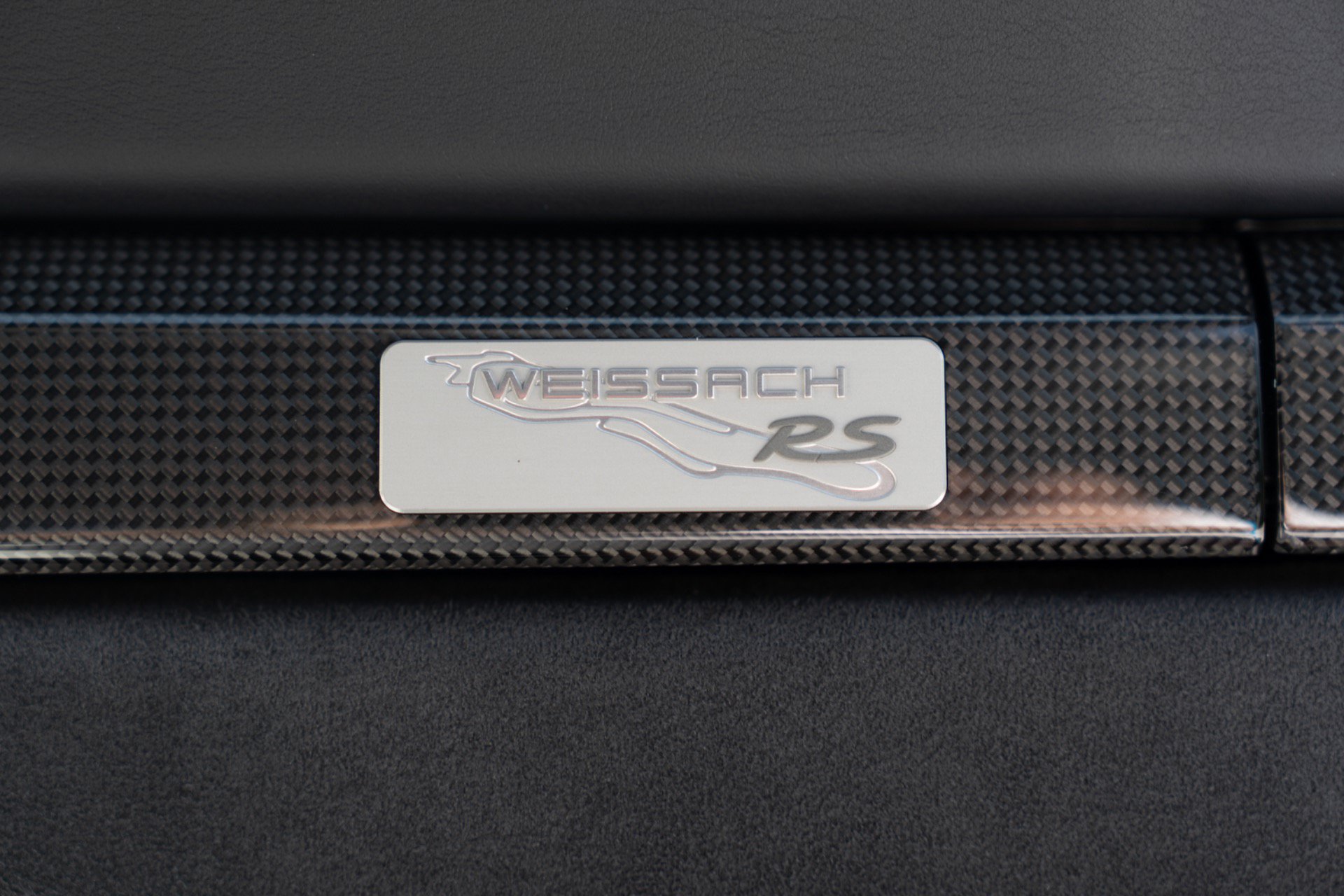 Used 2018 Porsche 911 GT2 RS w/ Weissach Package RWD image 52