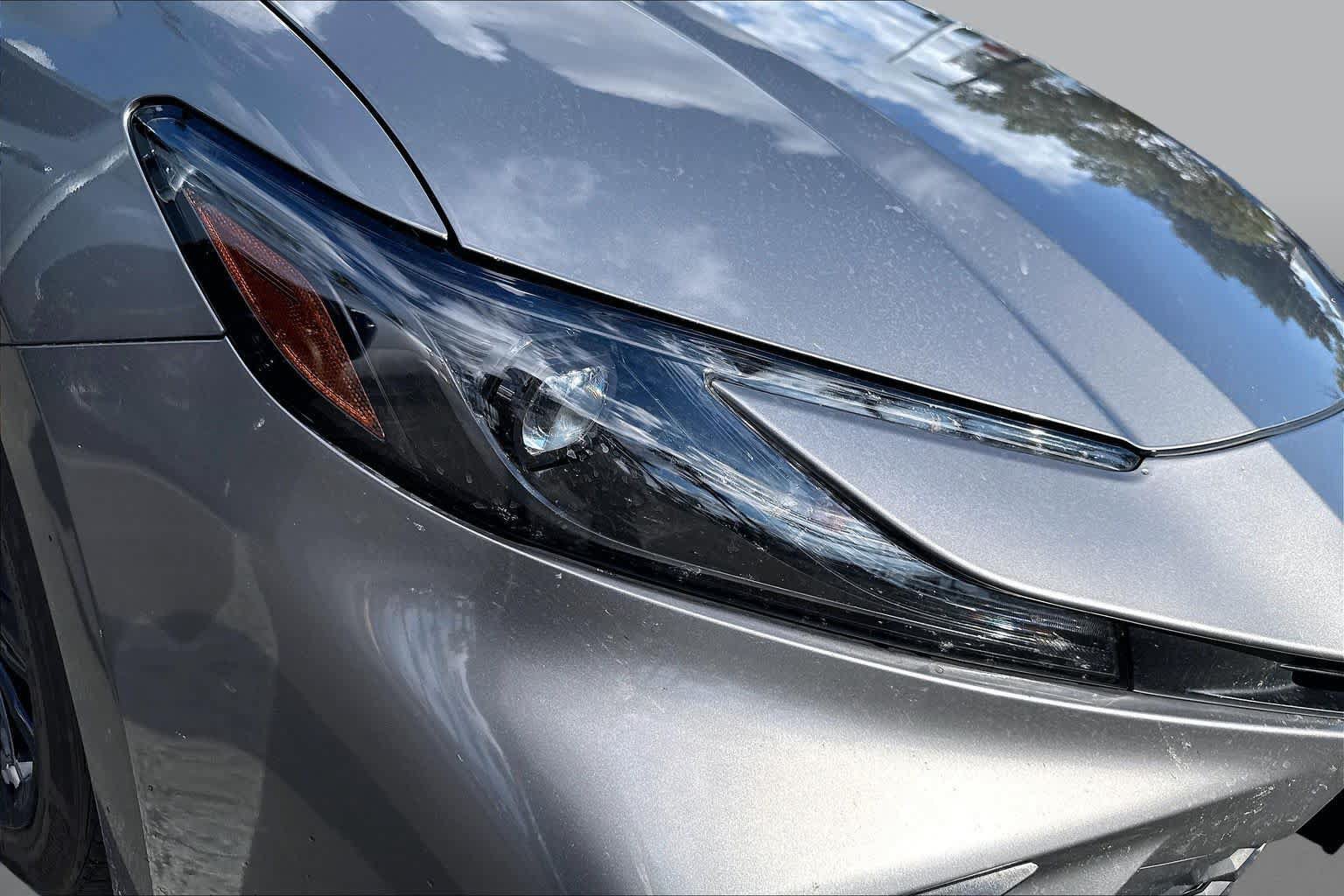 Used 2025 Toyota Camry SE FWD image 27