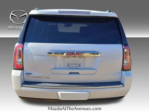 Used 2016 GMC Yukon XL Denali w/ Open Road Package image 18