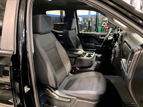 Used 2019 Chevrolet Silverado 1500 LT w/ All-Star Edition image 11