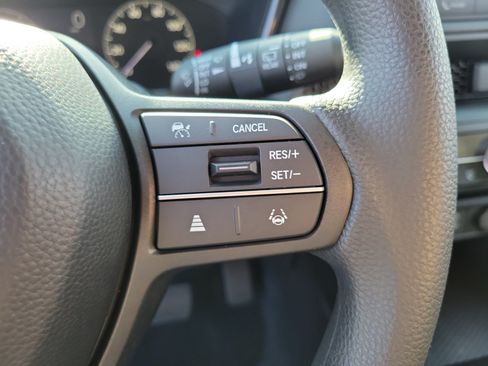 Used 2024 Honda CR-V EX image 19