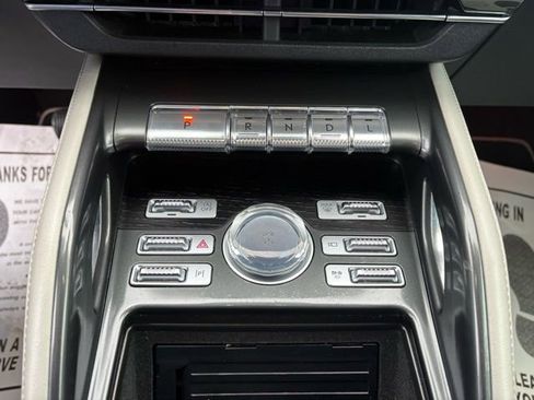 Used 2024 Lincoln Nautilus Reserve image 23