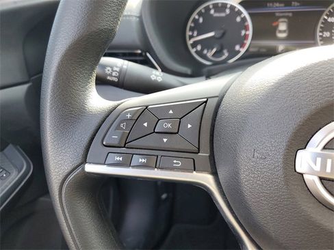 Used 2025 Nissan Sentra SV image 26