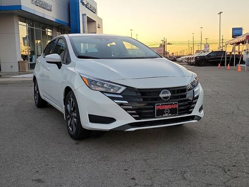 New 2025 Nissan Versa SV w/ Trunk Package image 2