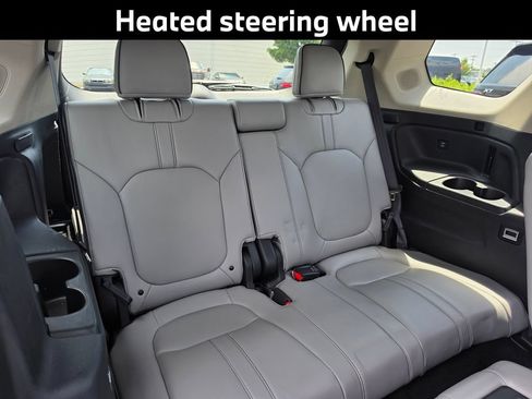 Used 2025 Honda Pilot Elite image 16