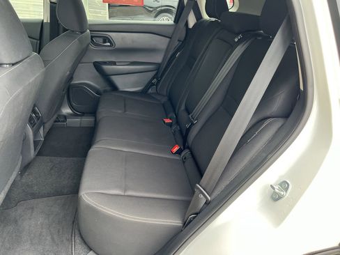 Certified 2024 Nissan Rogue S FWD image 9