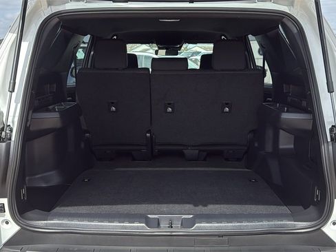 Used 2025 Toyota 4Runner SR5 image 27