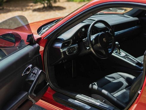 Used 2013 Porsche 911 Carrera RWD image 27