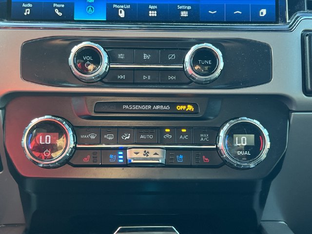 Used 2022 Ford F250 Lariat w/ Tremor Off-Road Package AWD/4WD image 23