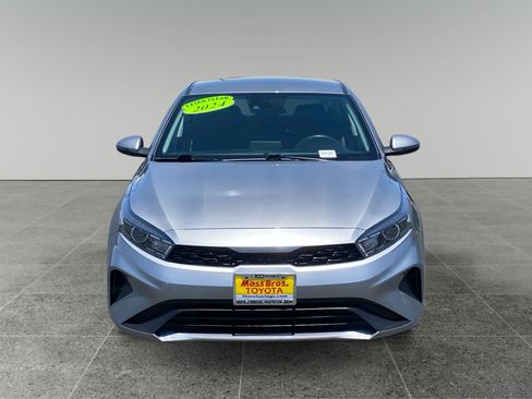 Used 2024 Kia Forte LXS w/ LXS Technology Package FWD image 8