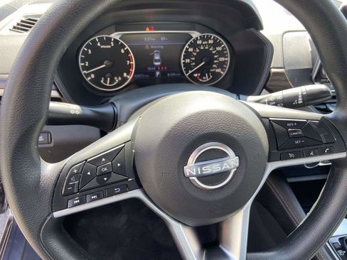 Used 2023 Nissan Altima 2.5 SV image 19