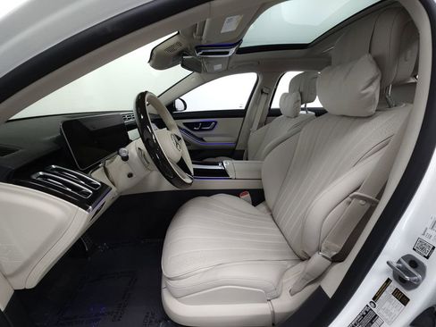 Used 2023 Mercedes-Benz S 500 4MATIC image 8