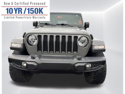 Used 2020 Jeep Wrangler Unlimited Sahara image 2