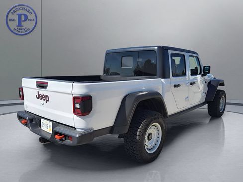 Used 2023 Jeep Gladiator Mojave w/ LED Lighting Group AWD/4WD image 7