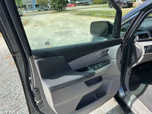 Used 2012 Honda Odyssey EX-L image 7