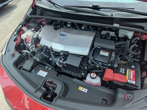Used 2019 Toyota Prius Prime Advanced FWD image 25