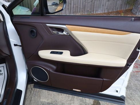 Used 2019 Lexus RX 450hL Luxury image 29