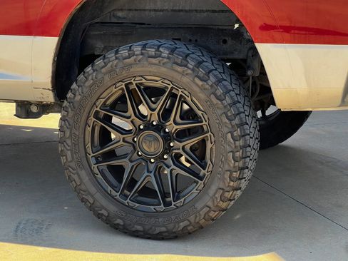 Used 2018 RAM 2500 Laramie AWD/4WD image 8