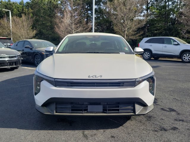 New 2026 Kia K4 FWD image 2