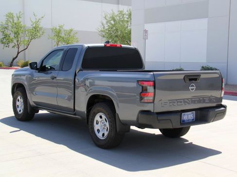 Used 2022 Nissan Frontier S w/ Technology Package AWD/4WD image 7