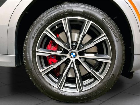 New 2026 BMW X6 M60i w/ Climate Comfort Package AWD/4WD image 17