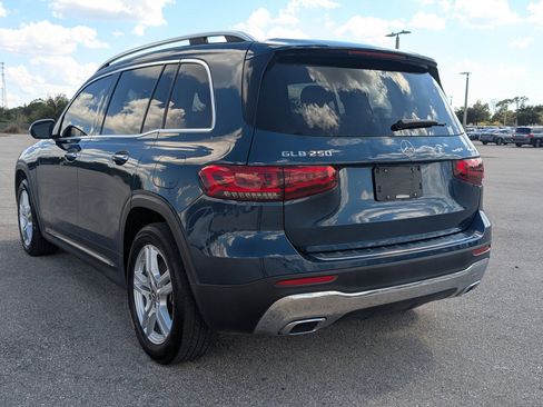 Used 2020 Mercedes-Benz GLB 250 4MATIC image 7