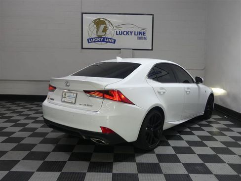 Used 2020 Lexus IS 300 F Sport w/ F Sport Package AWD/4WD image 10
