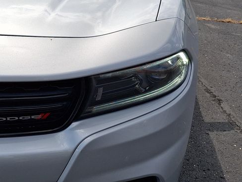 Used 2023 Dodge Charger SXT RWD image 3