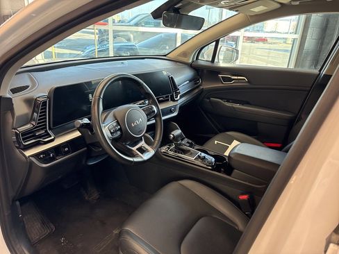 Certified 2023 Kia Sportage EX image 19
