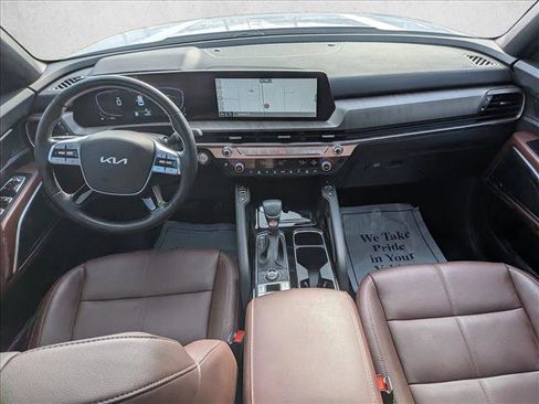 Used 2024 Kia Telluride EX w/ EX Captain's Chair Package image 21
