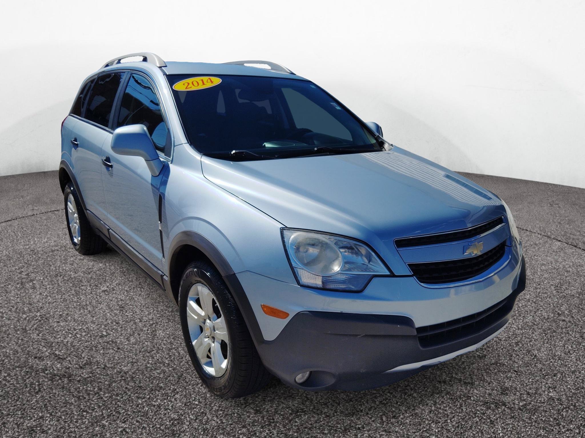 Used 2014 Chevrolet Captiva Sport LS FWD image 1