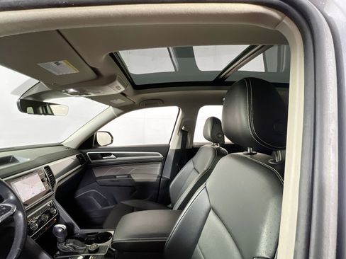 Used 2023 Volkswagen Atlas SEL R-Line image 22