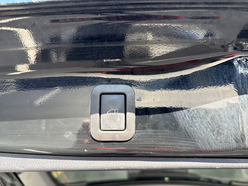 Used 2018 Toyota Highlander XLE w/ Protection Package #3 image 25