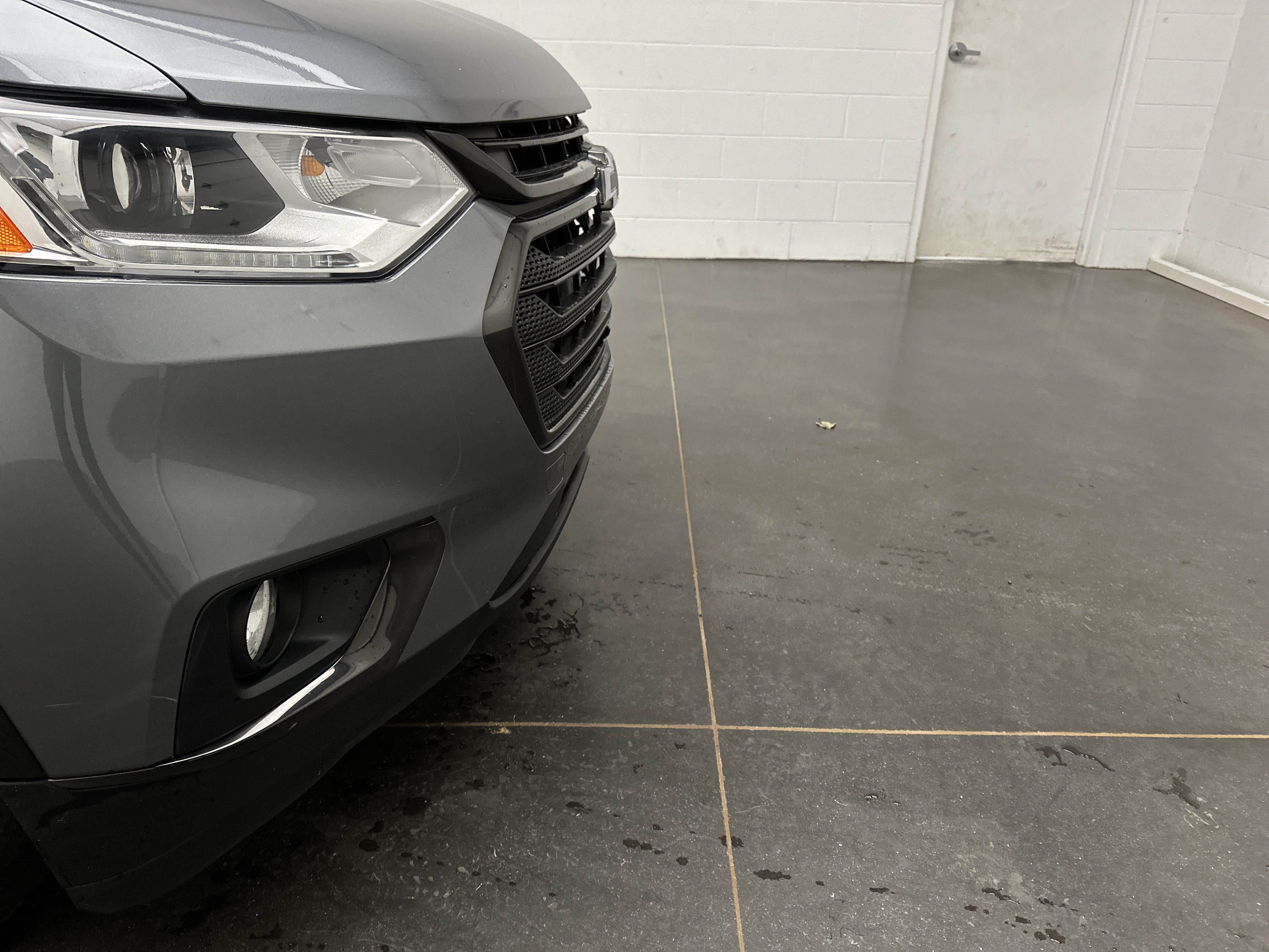 Used 2021 Chevrolet Traverse RS AWD/4WD image 2