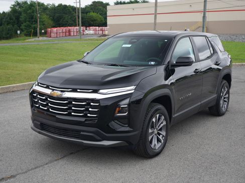 New 2026 Chevrolet Equinox LT w/ Convenience Package II image 8