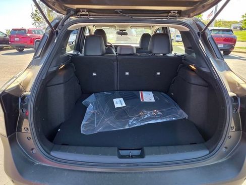New 2026 Nissan Kicks SR w/ Cold Weather Package AWD/4WD image 25