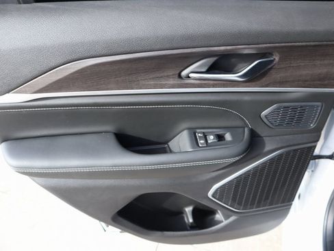 New 2026 Jeep Grand Cherokee Limited image 19