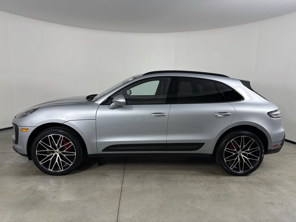 Certified 2026 Porsche Macan S AWD/4WD image 2
